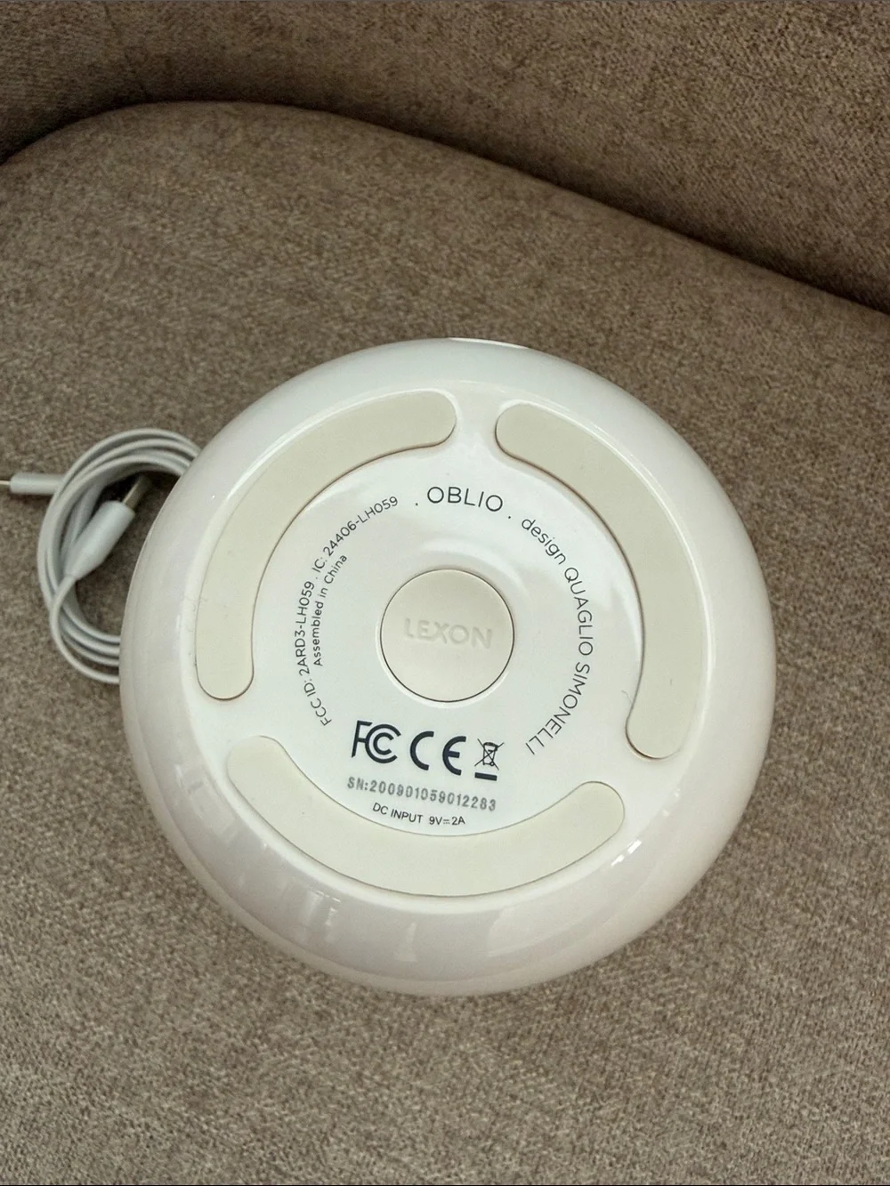 Lexon OBLIO Wireless Charging Station and UV Sanitizer White Like New